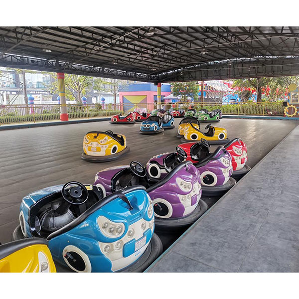 Electric bumper cars 02